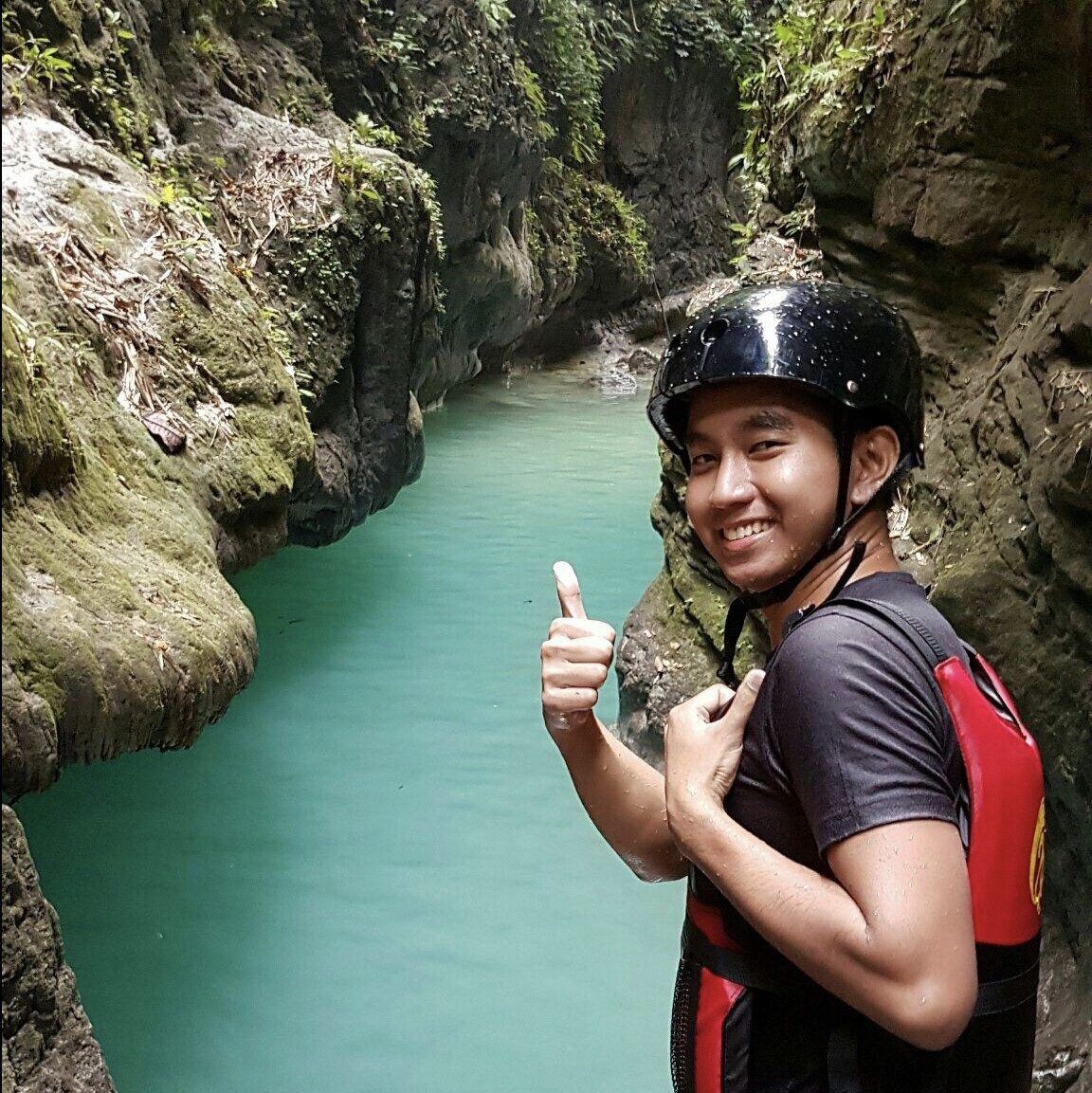 Kawasan Falls Canyoneering