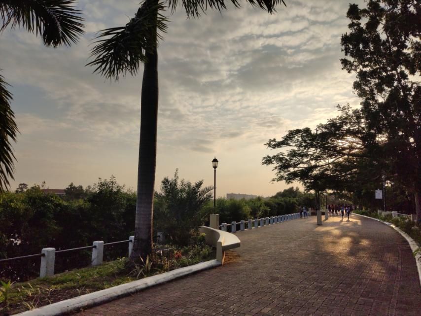 The Iloilo River Esplanade