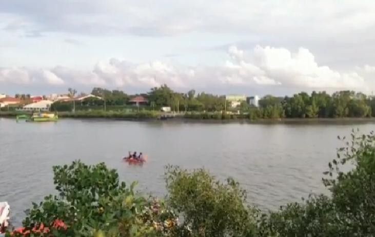 The Iloilo River Esplanade
